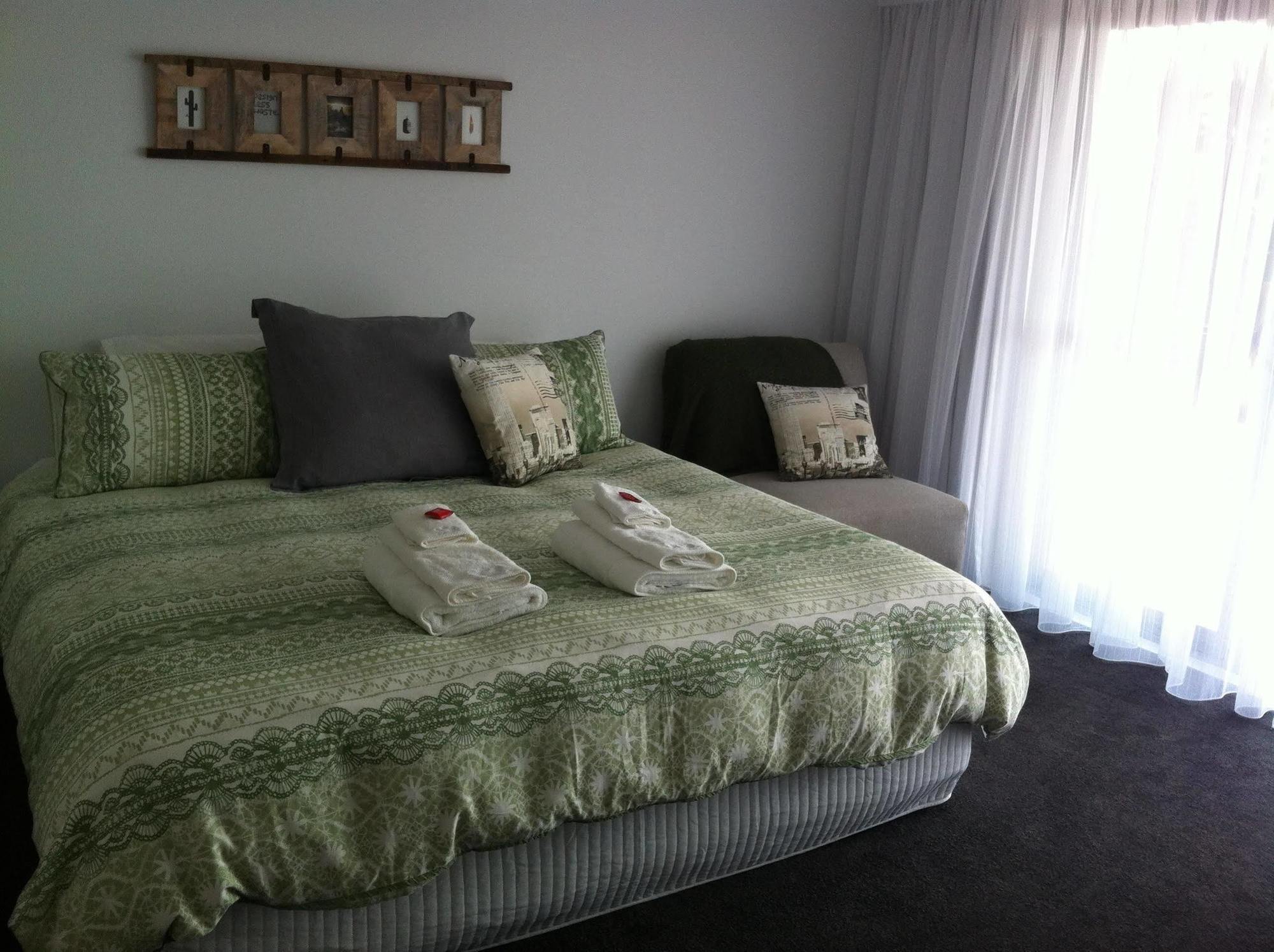 Corinella On The Esplanade Bed & Breakfast Exterior foto