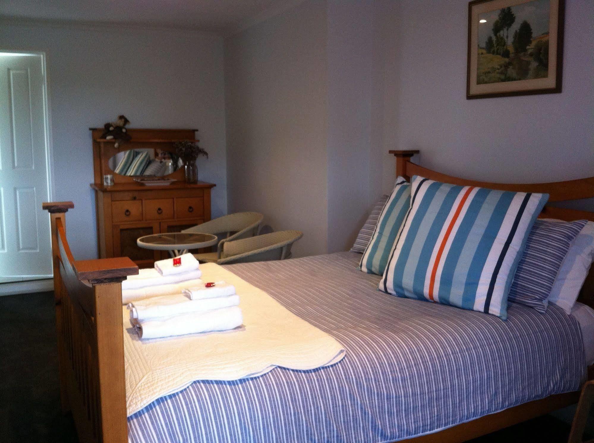 Corinella On The Esplanade Bed & Breakfast Exterior foto
